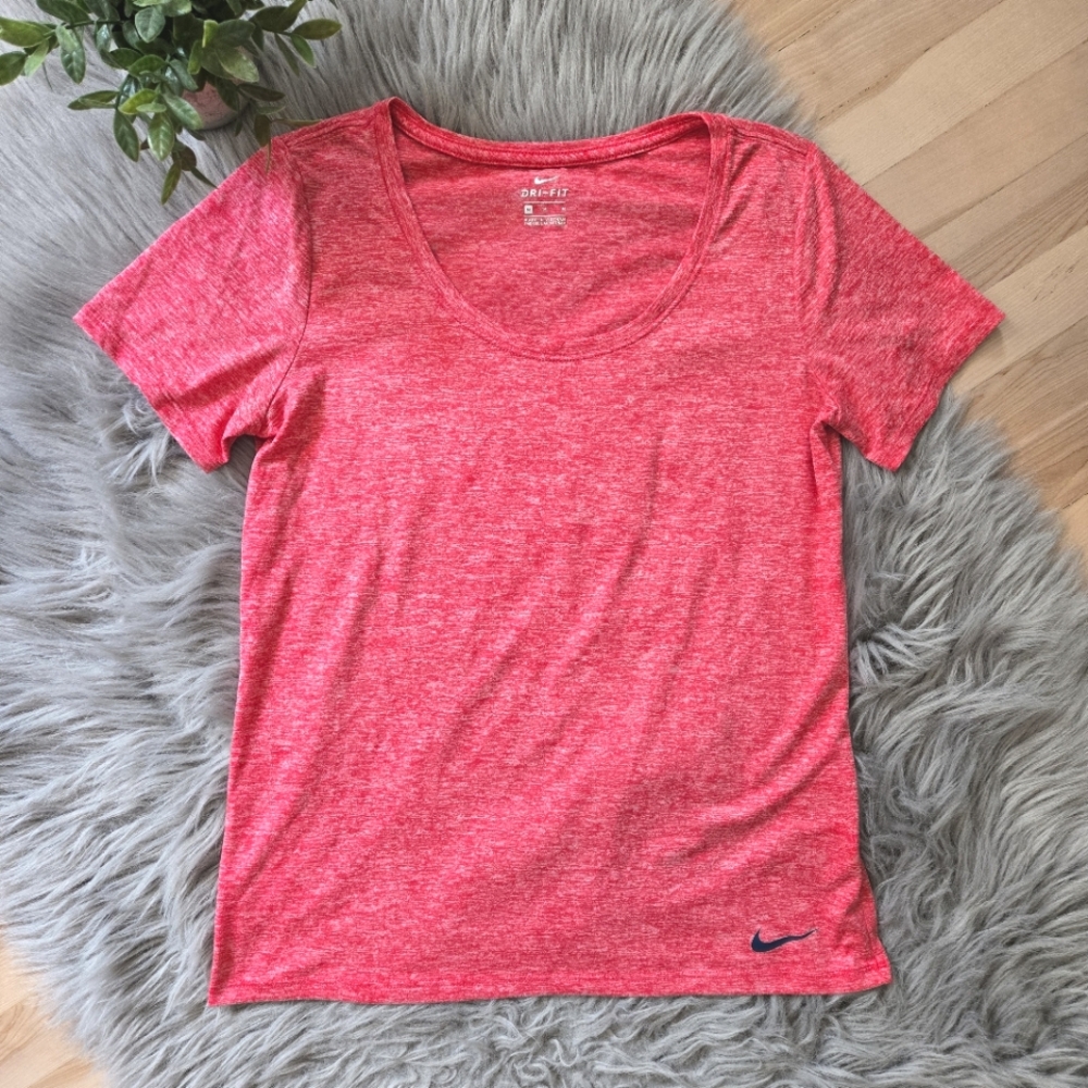 Nike Womens Athletic Tee